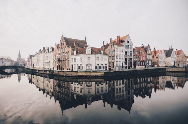 Solo Female Travel & Backpacking in Bruges