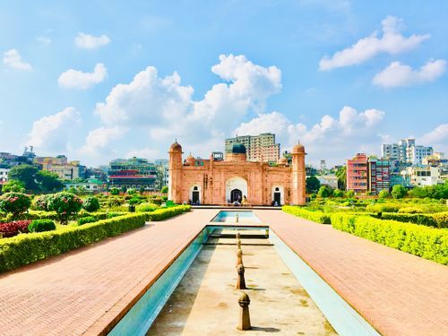 Couch Surfing in Dhaka