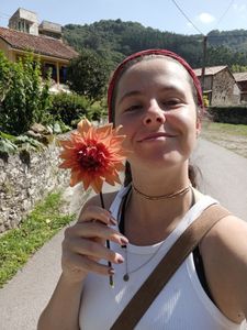 María