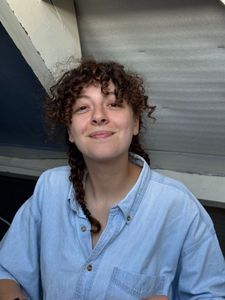 Inès