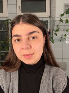 Dari