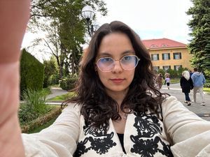 Özge