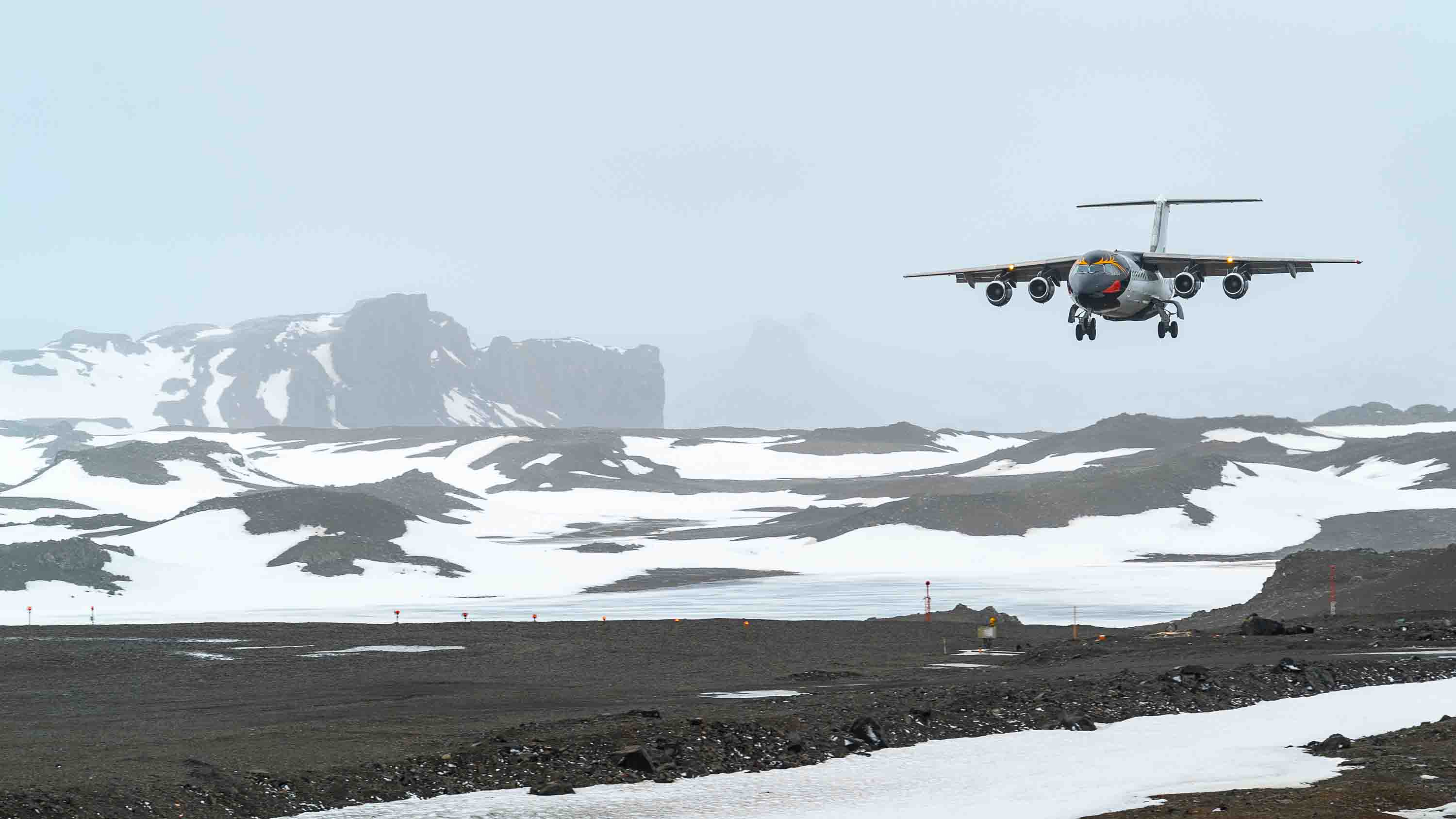 Antarctic aircraft