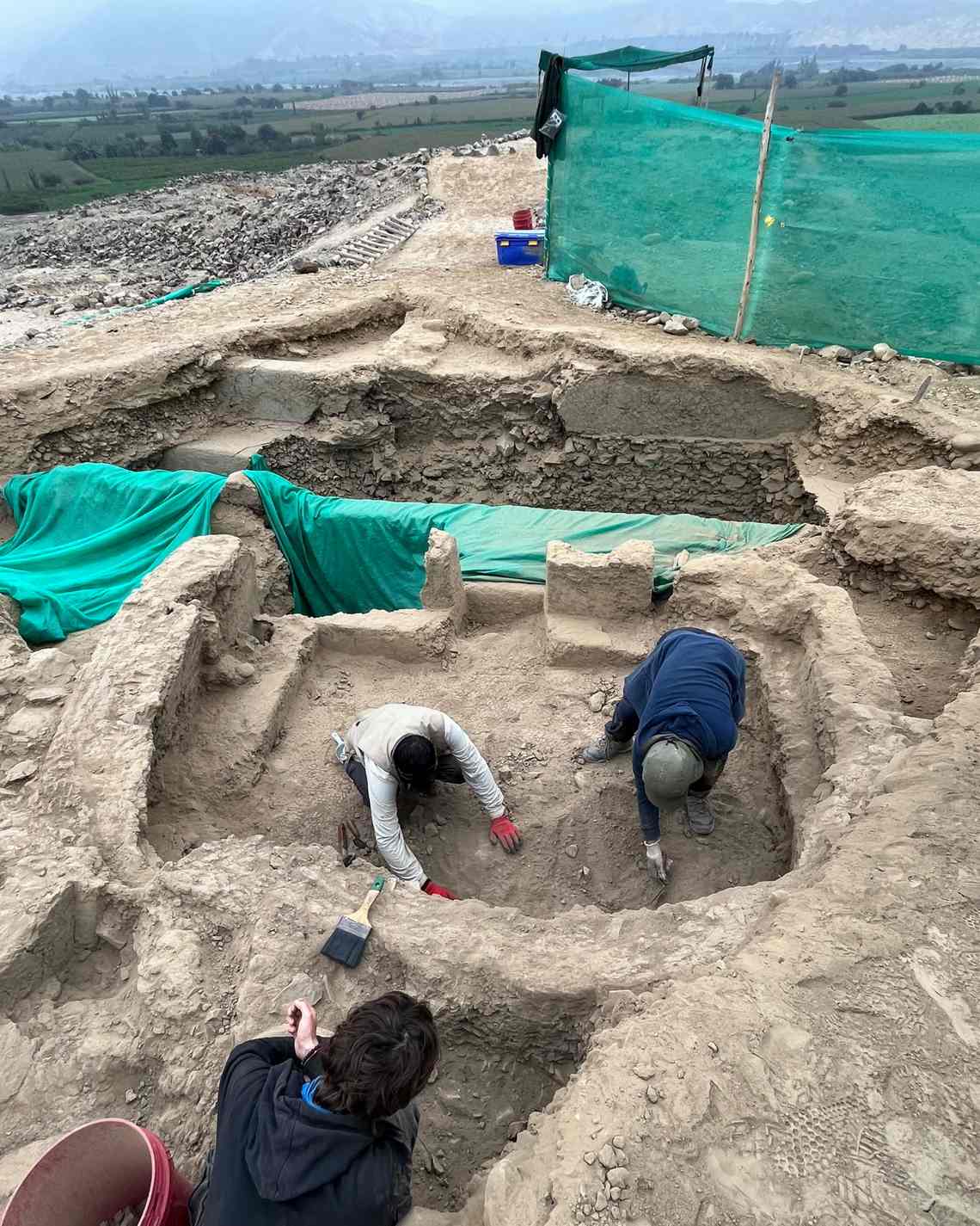 Peruvian archaeologists have found a colorful three-dimensional mural