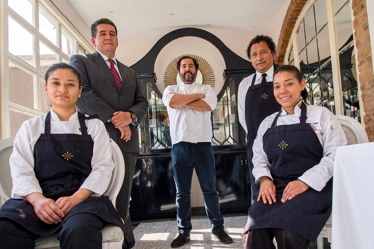 Chef Donoso and his team | INES Restaurant | Illa Experience Hotel