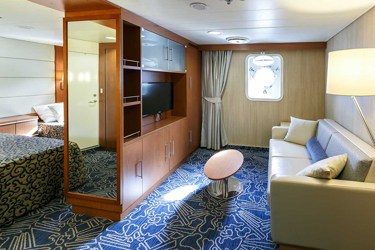 Cabin on board the Ocean Endeavour - Chimu Adventures