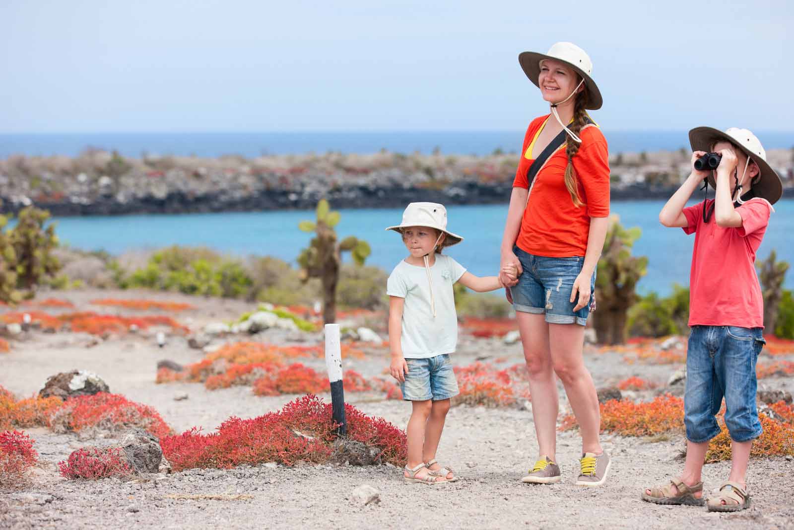 Family at Galapagos | What to wear in Galapagos 