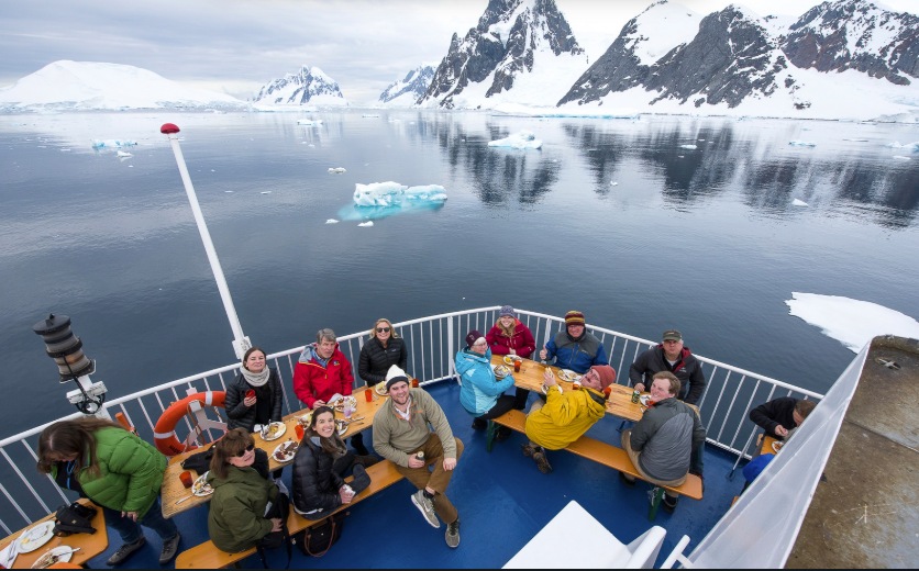 Passengers | Antarctica XXI  