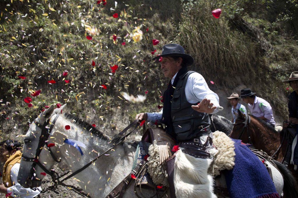 PN-PICHINCHA-QUINCHE-CABALGATAS