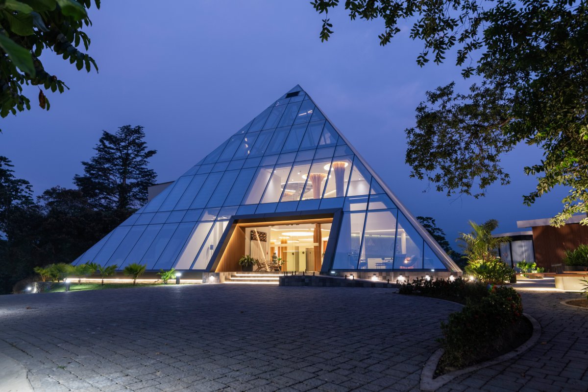 The Crystal Pyramid | Korikama | SCAPE Magazine