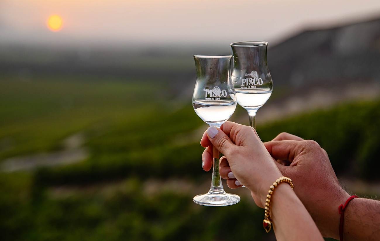 Two glasses of pisco