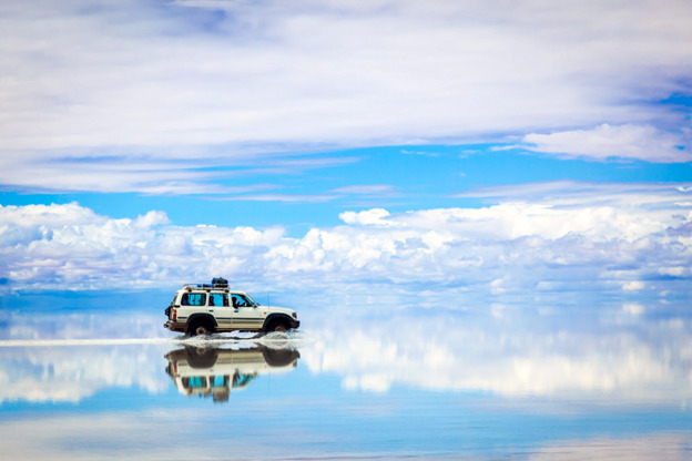 Car in Uyuni Salt Flat | Bolivia