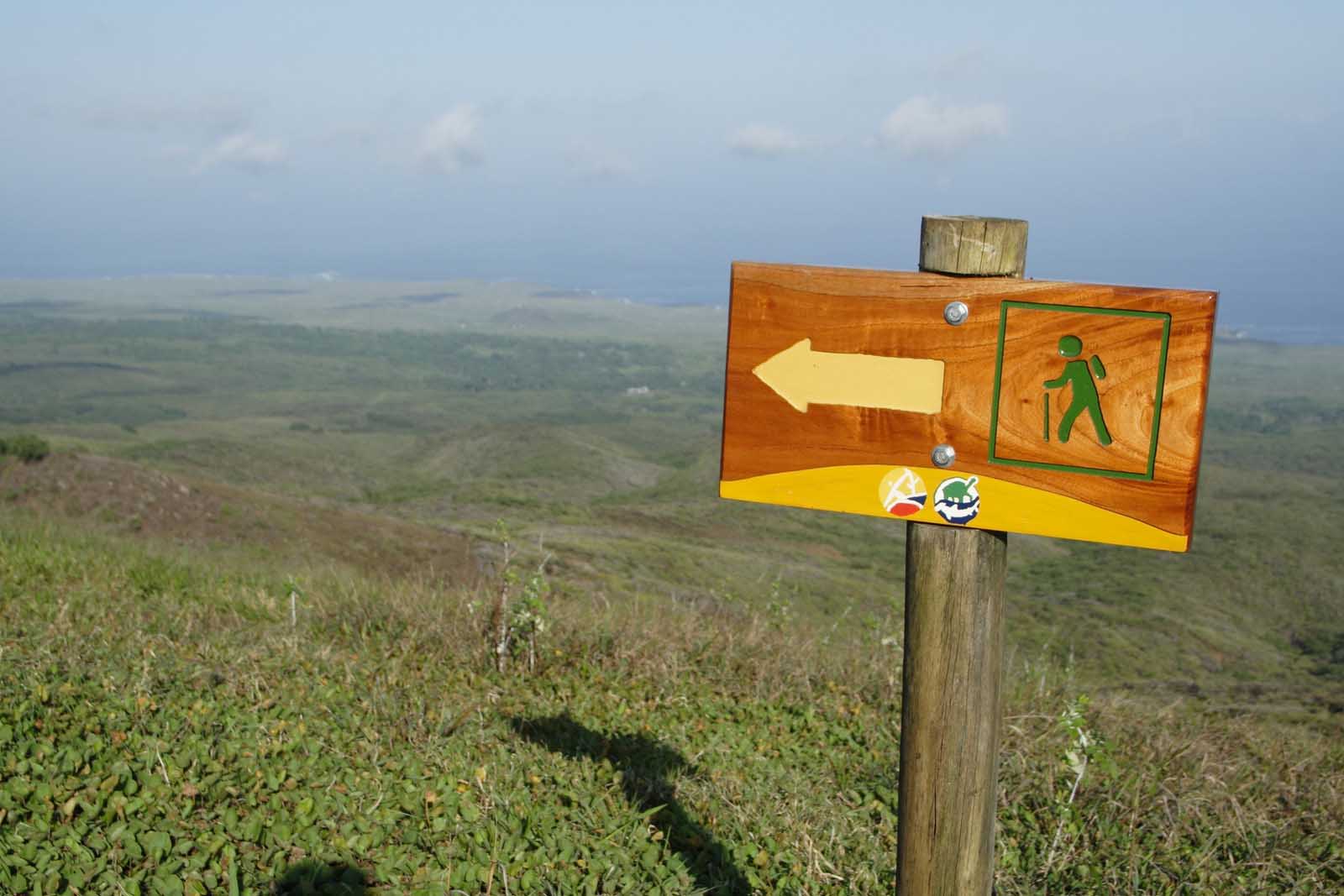 Hiking trail sign | Galapagos Islands