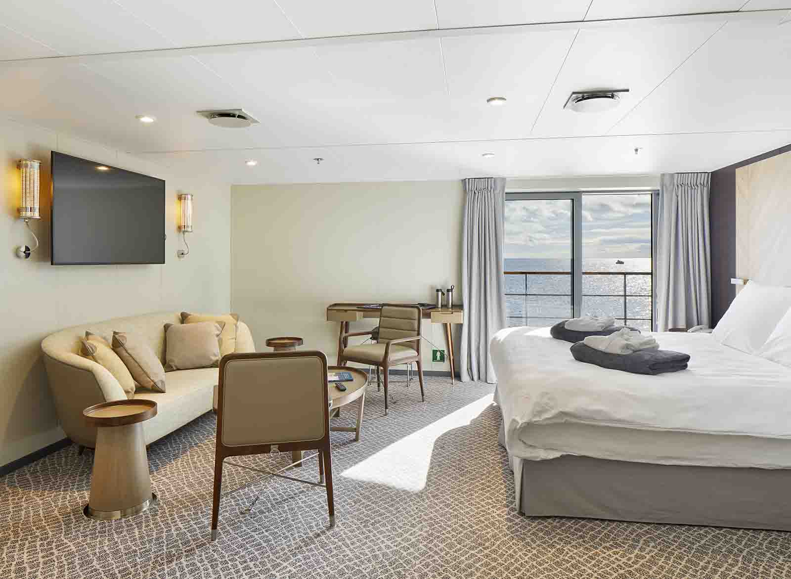 Penthouse Suite | Magellan Explorer | Antarctica Cruise