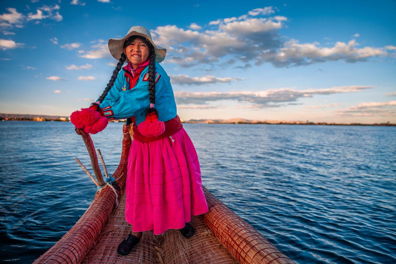 Peruvian women | Uros | Peru | South America