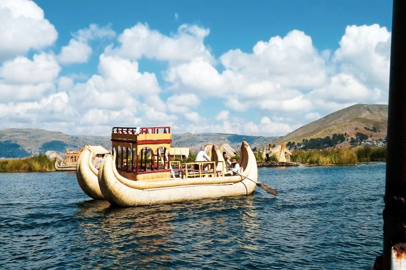 Lake Titicaca Hotels | Bolivia