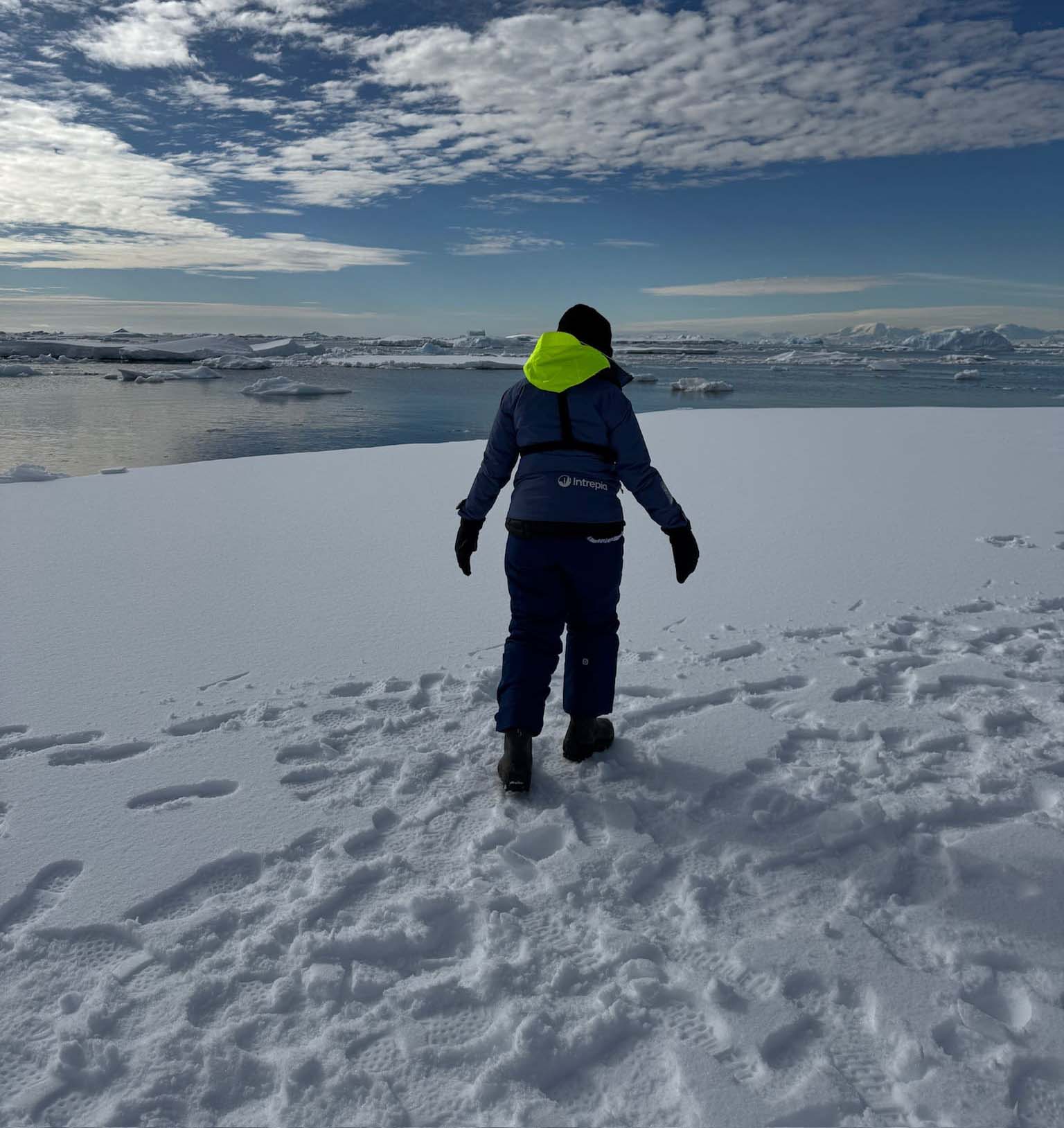 Tourist | Ice Walk | Antarctica