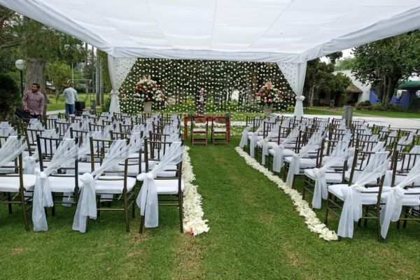 Wedding Ceremony | San Jose de Puembo | Ecuador