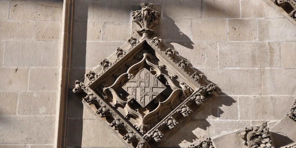 Sant Jaume y el Gótico civil