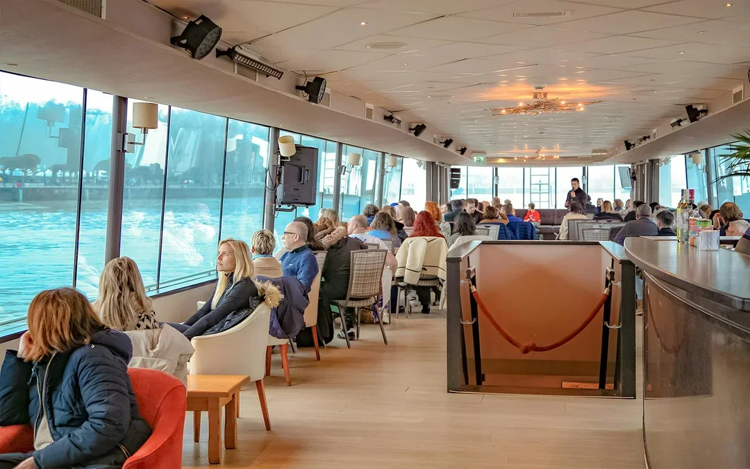 1.5-Hour Bordeaux River Cruise with Wine and Canelé Tasting Image 4