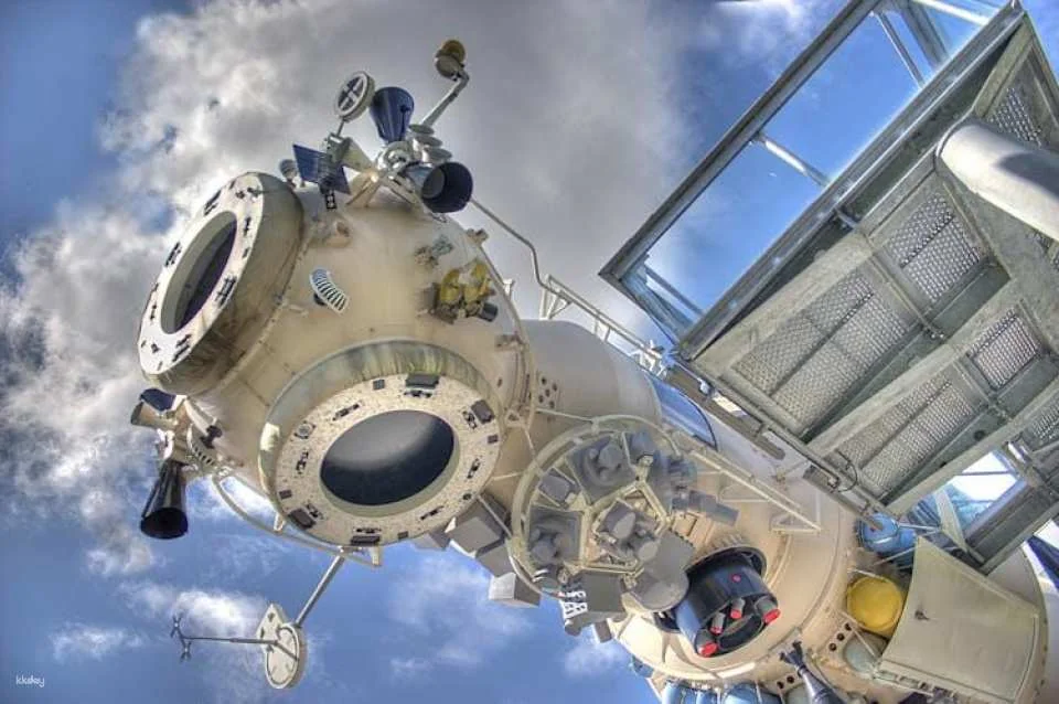 1-day admission ticket to Cité de l'Espace