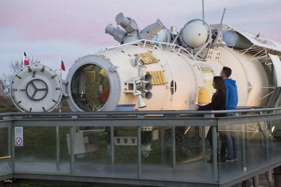 1-day admission ticket to Cité de l'Espace