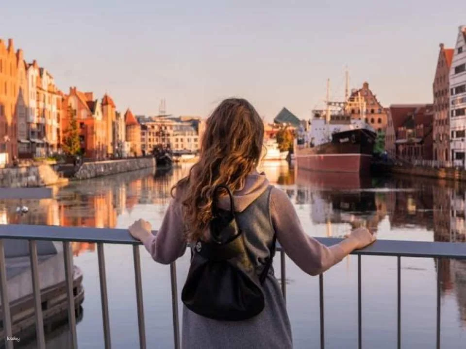 1-hour tour of Gdansk with a local