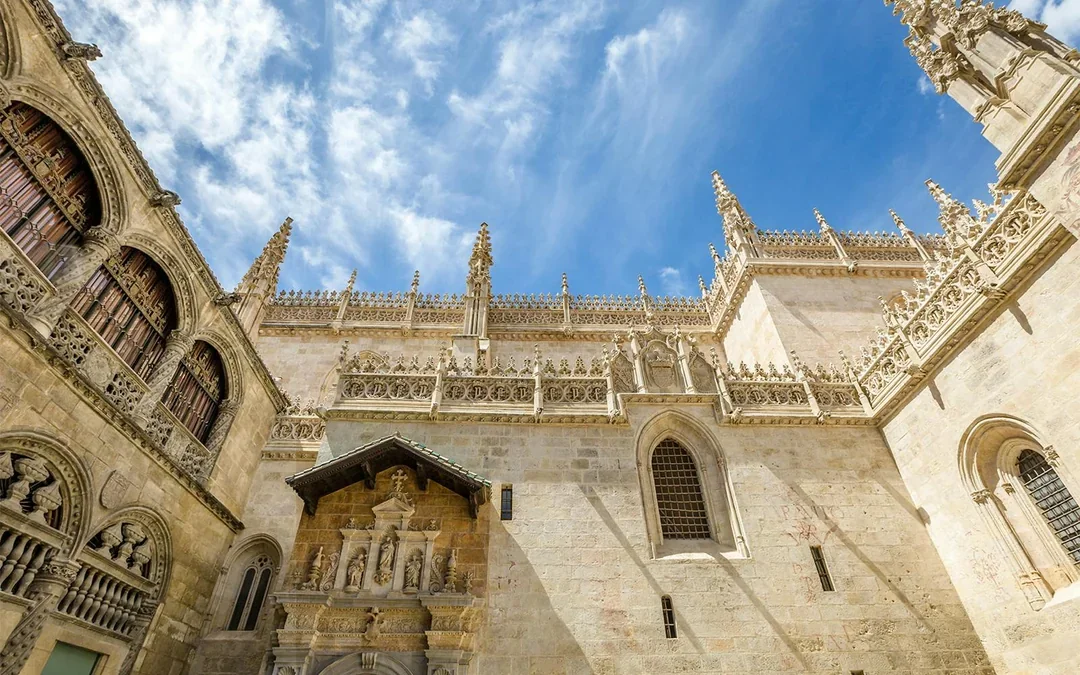 3-Hour Guided Tour of Granada: Cathedral, Royal Chapel & Silk Market Image 5