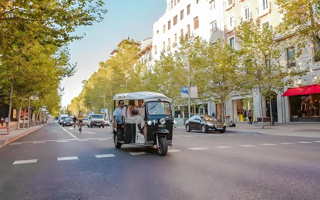 4-hour Expert Plus Madrid Tuk-Tuk Tour Image 1