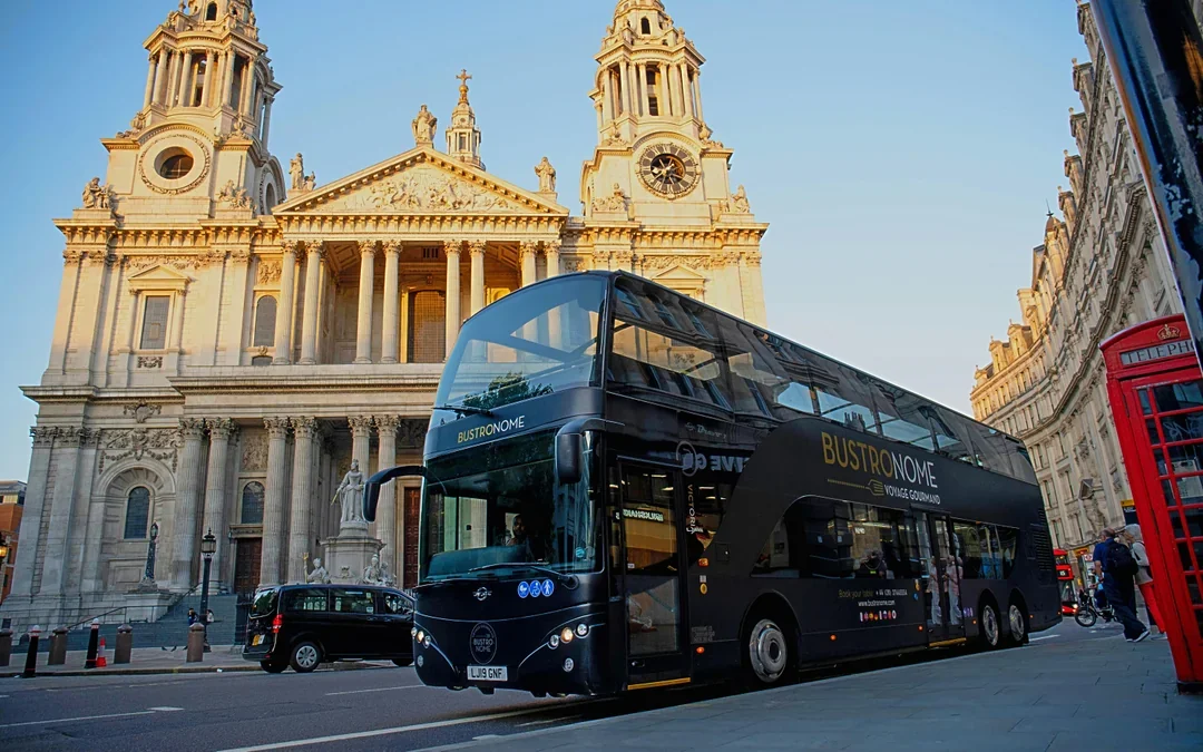 6-Course Gourmet Dinner on a Luxury Coach Bustronome Image 1