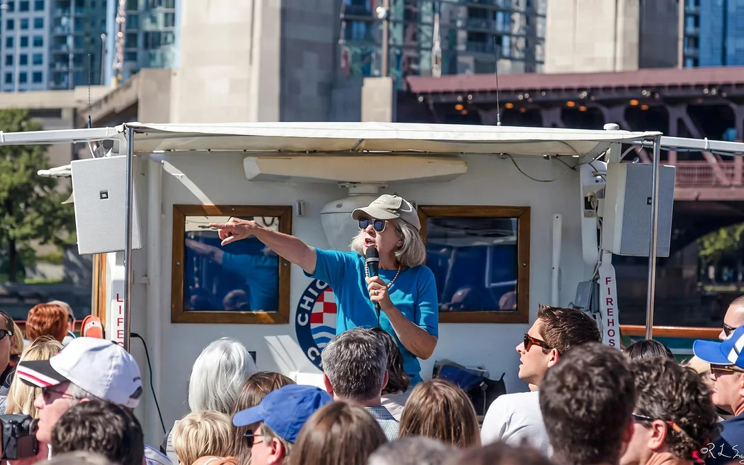 90-min Chicago River Architecture Cruise by Chicago Line Cruises Image 2