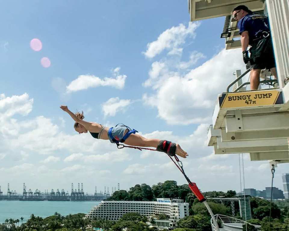 AJ Hackett Sentosa Giant Swing, Bungy Jump, Tandem Bungy Jump, Skybridge | Singapore
