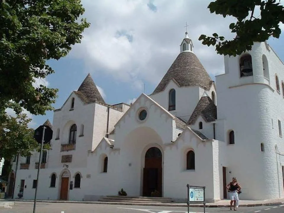 Alberobello and Matera in One Day Guided Tour