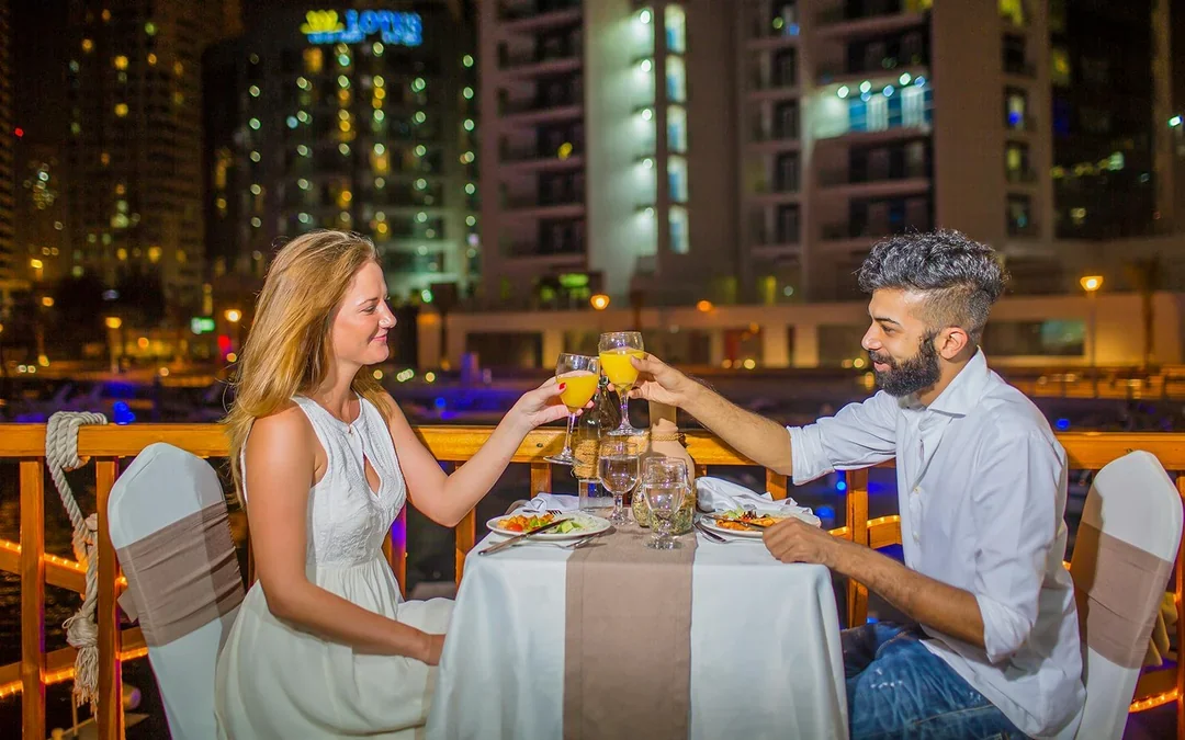 Alexandra VIP Dhow Cruise with Dinner, Entertainment and Transfers Image 4