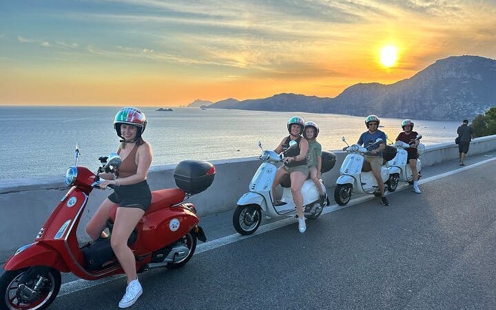 Amalfi Coast Vespa Tour with Stops in Positano and Ravello Image 1
