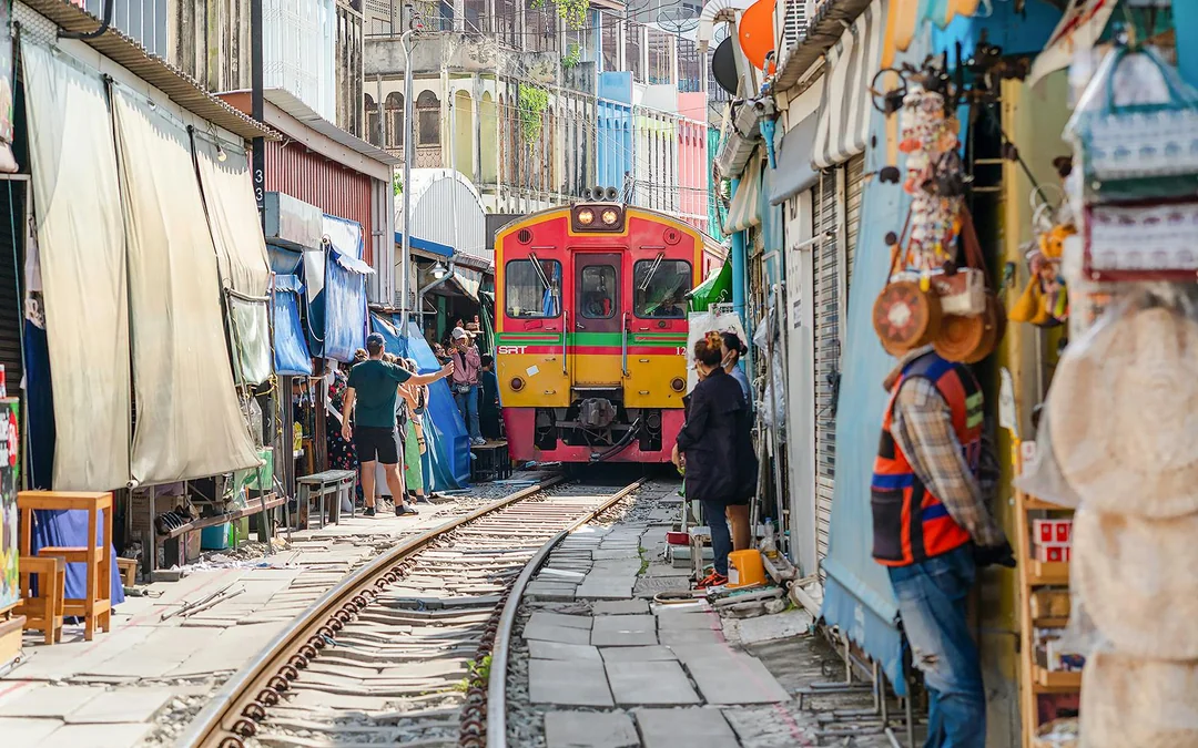 Amphawa Floating Market & Maeklong Railway Market Full-Day Guided Tour [Fri-Sun] Image 2