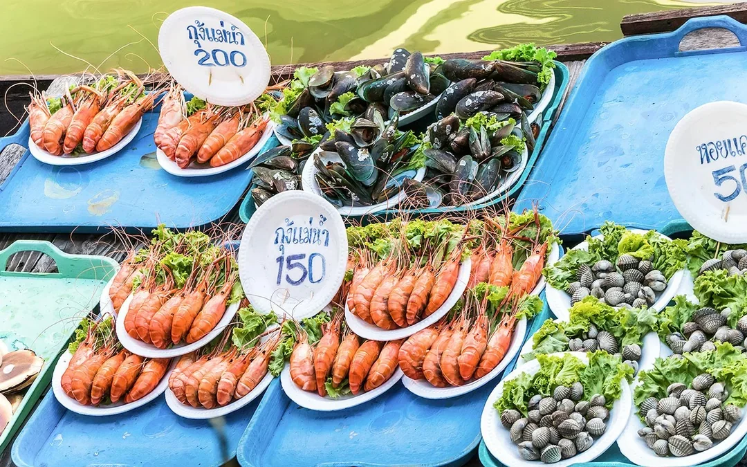 Amphawa Floating Market & Maeklong Railway Market Full-Day Guided Tour [Fri-Sun] Image 7