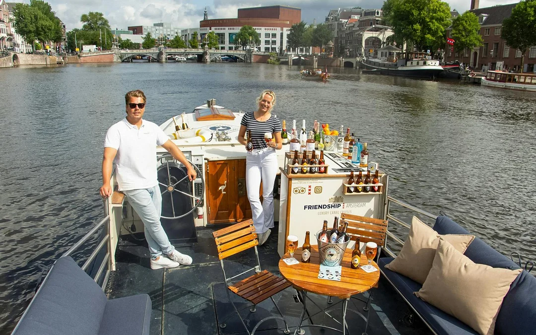 Amsterdam: 1-Hour Luxury Canal Cruise on Electric Boat with Onboard Bar Image 4