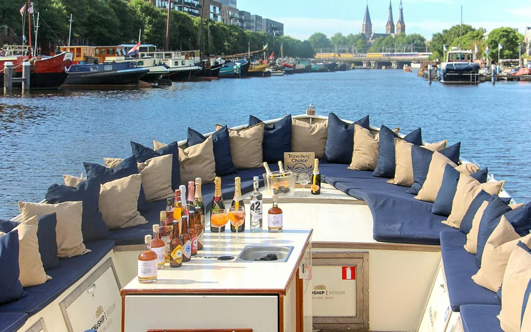 Amsterdam: 1-Hour Luxury Canal Cruise on Electric Boat with Onboard Bar Image 5