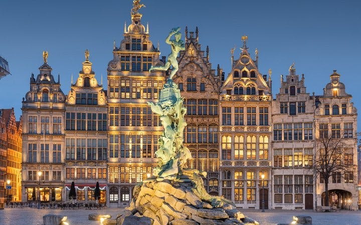 Antwerp Self-Guided Walking Tour on Mobile App Image 6