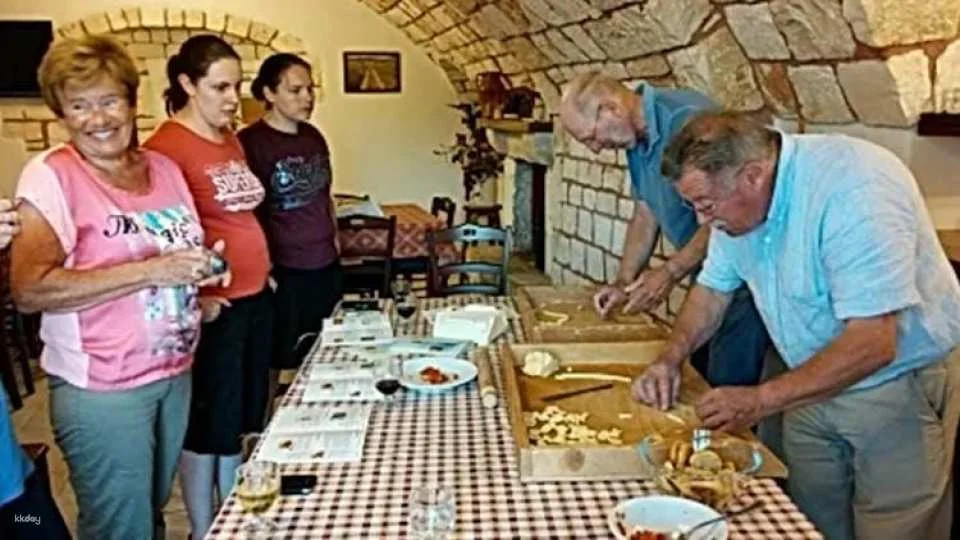 Apulian cooking class and dinner