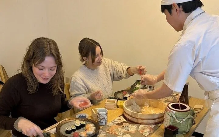 Asakusa Tokyo Sushi Making Class : Sake Ceremony & Whisk Matcha Image 3