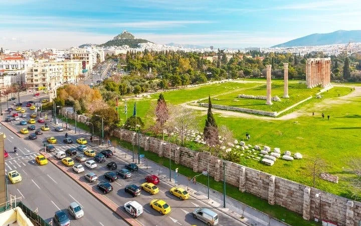 Athens Private Walking Tour of Highlights and Hidden Plaka with Dedicated Local Escort Image 1