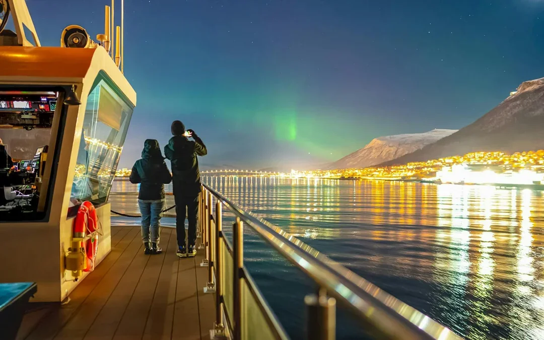 Aurora Borealis Dinner Cruise Image 2