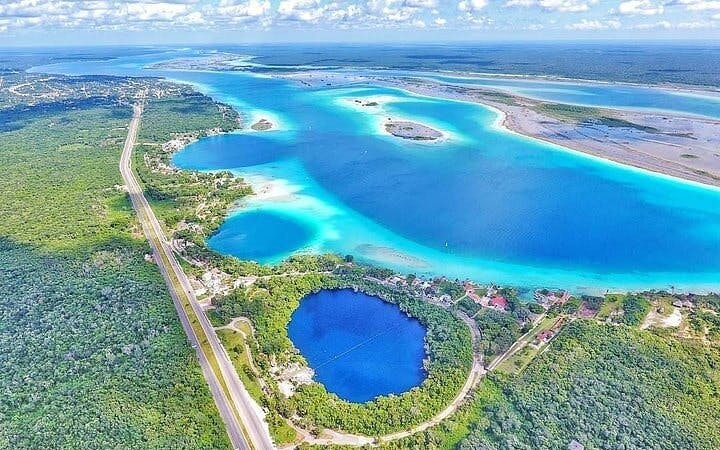 Bacalar Lagoon Day Trip with Breakfast, Lunch, Cenote Visits, and Pontoon Boat Tour from Cancun Image 5