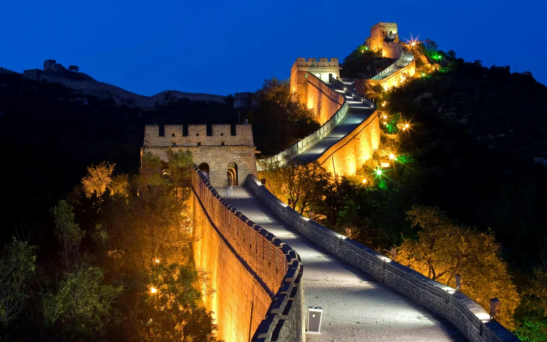 Badaling Great Wall Night Access Guided Tour Image 2