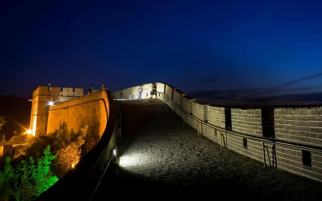 Badaling Great Wall Night Access Guided Tour Image 8