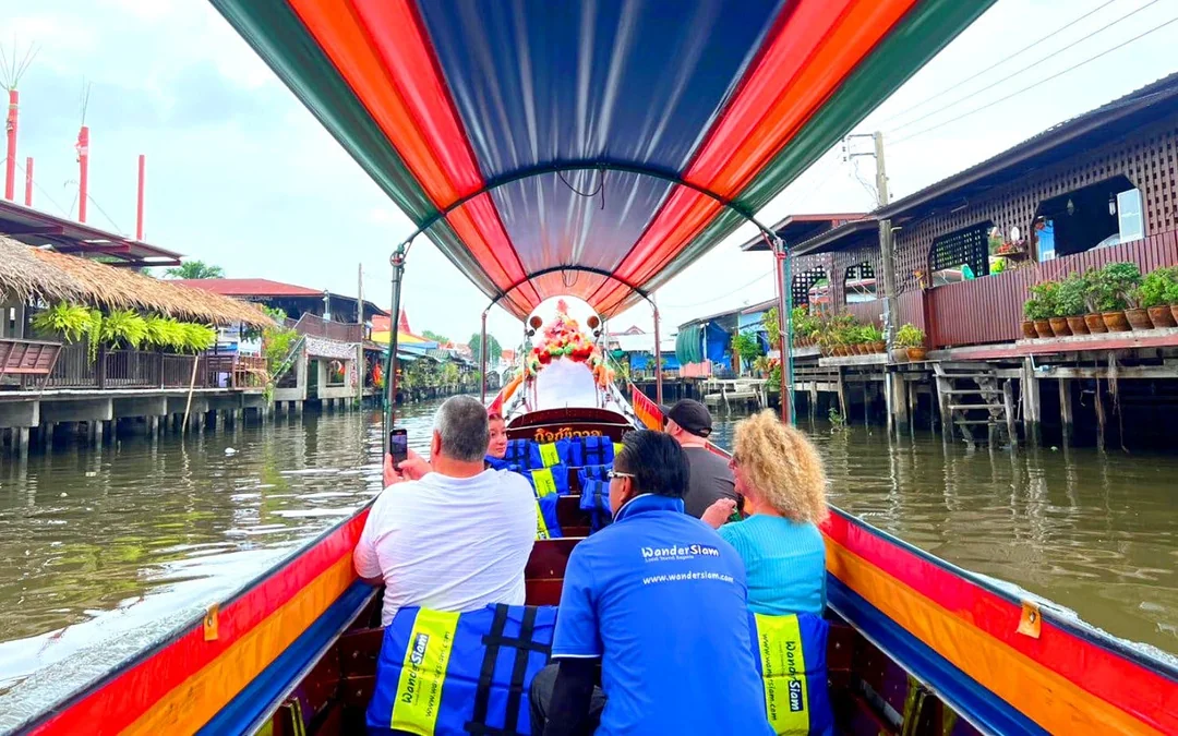 Bangkok Canal Small-Group Guided Longtail Boat Tour Image 5