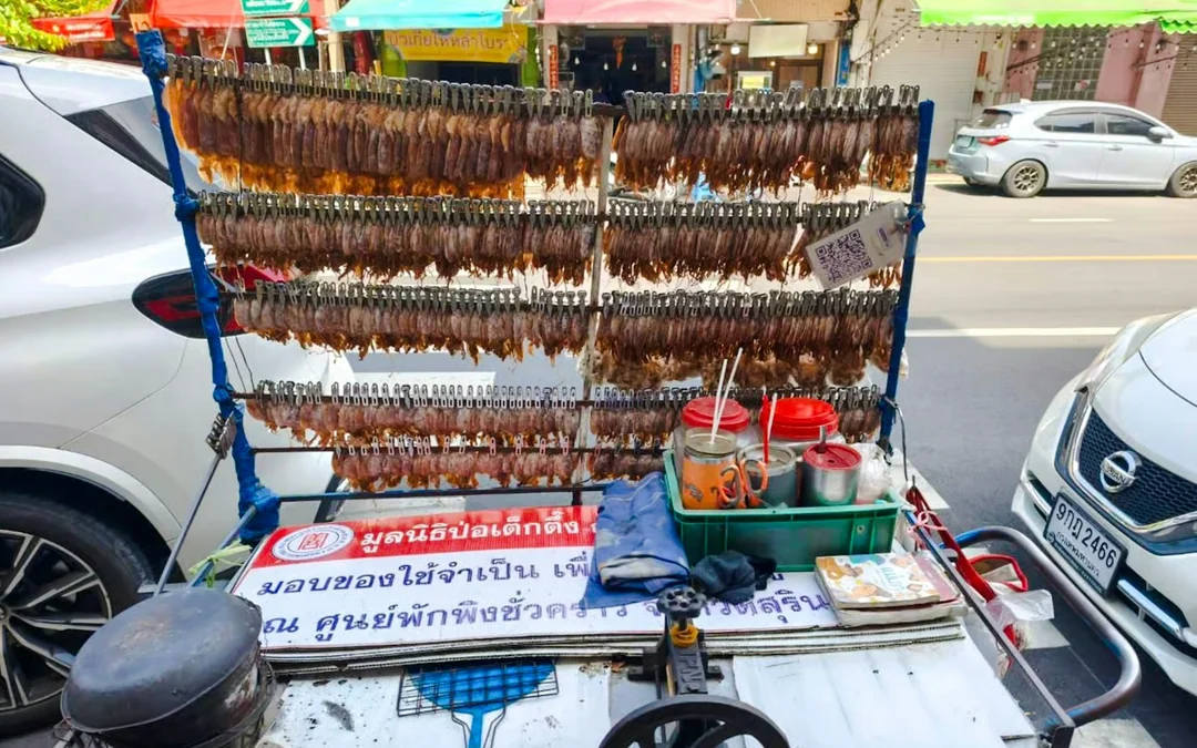 Bangkok Chinatown Small-Group Street Food Tour Image 5