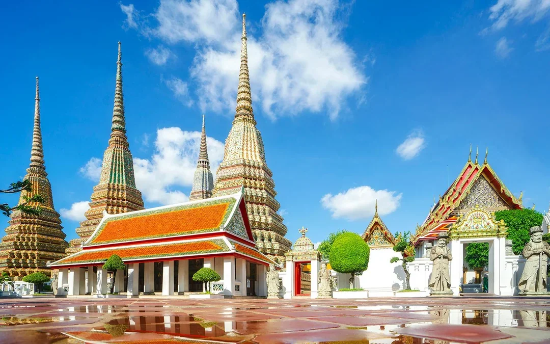 Bangkok City Highlights – Grand Palace, Wat Arun, and Wat Pho Guided Walking Tour Image 7